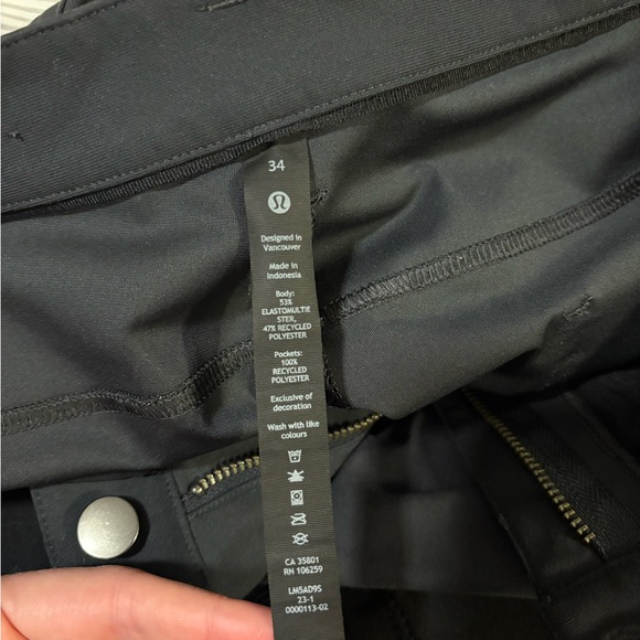 Lululemon ABC pants (slim) - Picture 4 of 4